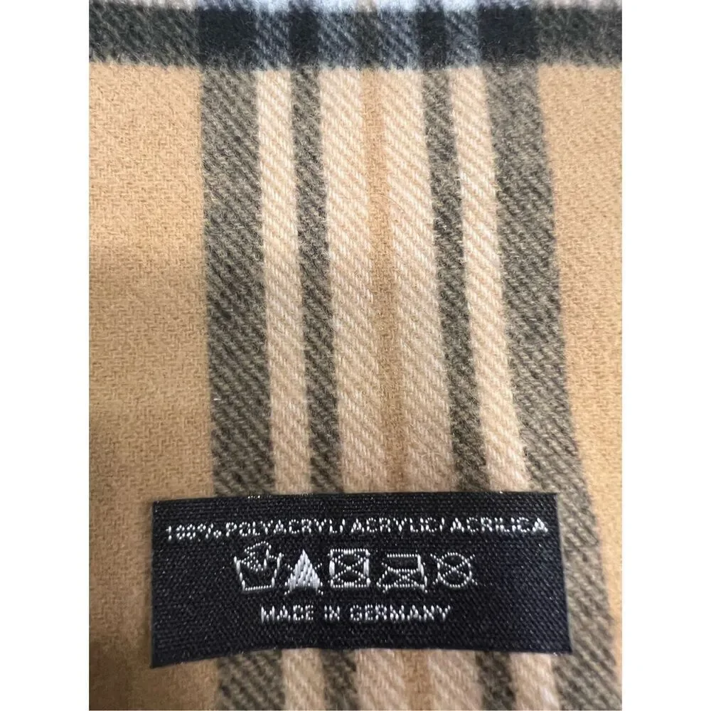 Maddison Unisex Scarf Disigns Plaid Size Adult Soft Made in Germany Beige Black